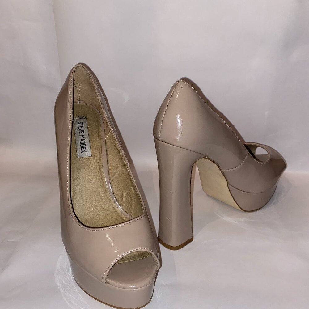Steve Madden Women's Taupe/Nude Patent Leather Peep-Toe Platform Shoes - Size 10